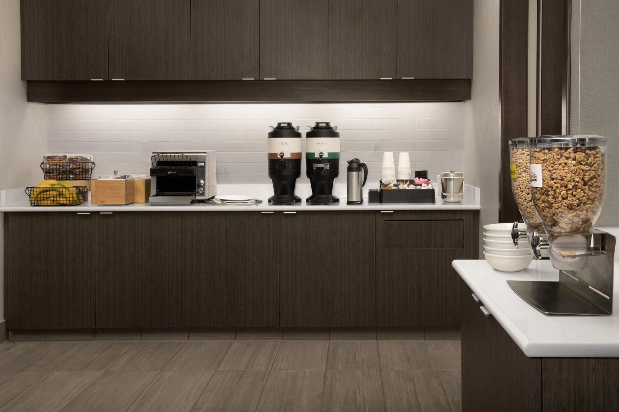 Residence Inn By Marriott Syracuse Downtown At Armory Square Экстерьер фото