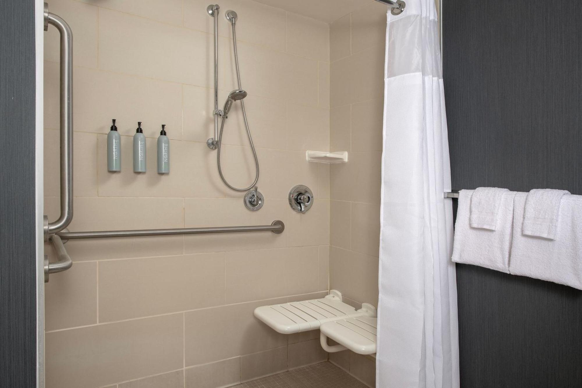 Residence Inn By Marriott Syracuse Downtown At Armory Square Экстерьер фото